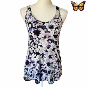 DYNAMITE Floral Top Size Extra Small